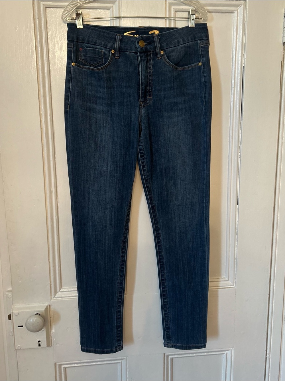 Seven7 dark wash high waisted tummyless skinny jean size 10